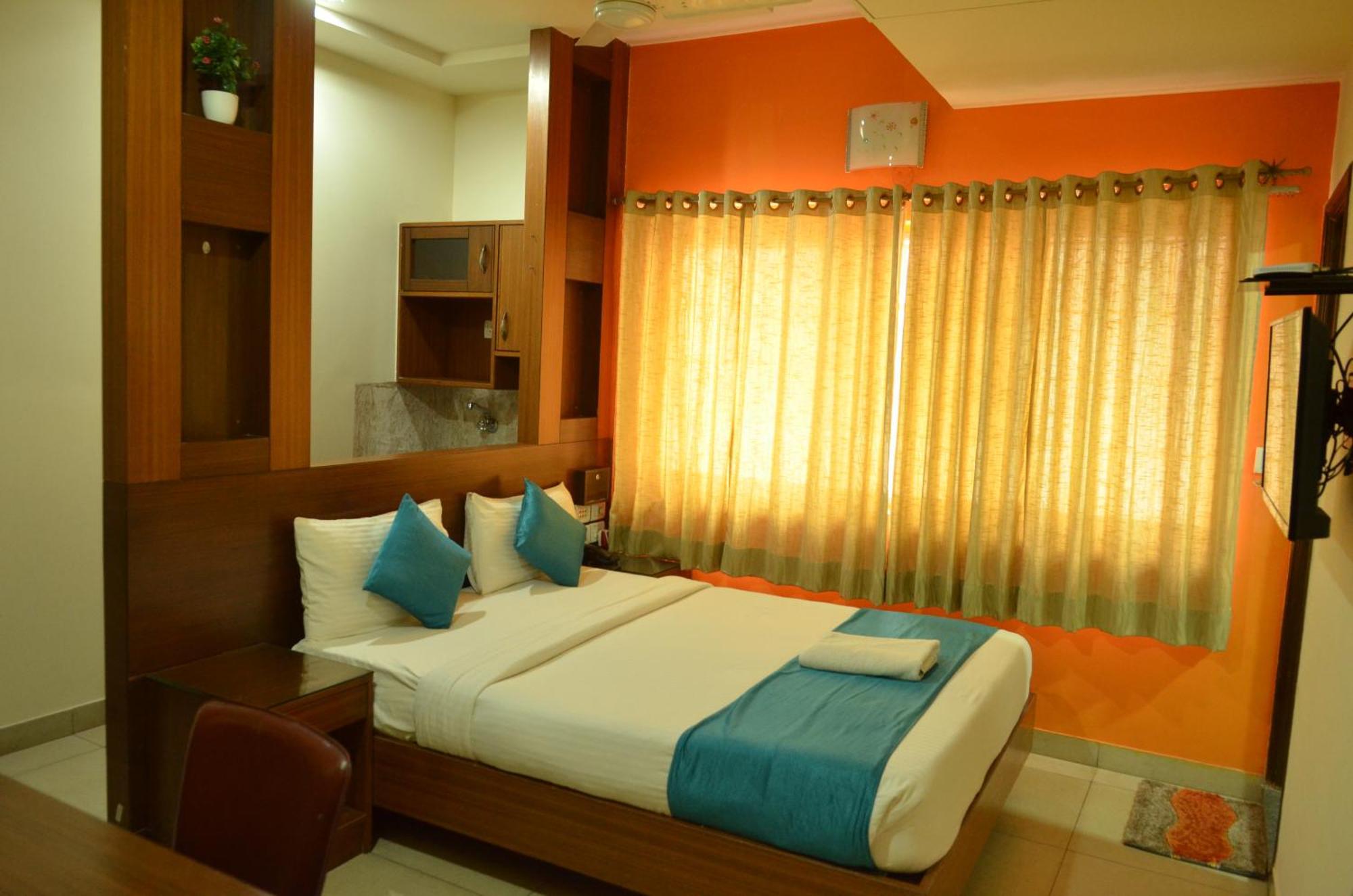 Cubbon Suites - 10 Minute Walk To Mg Road, Mg Road Metro And Church Street Bangalore Extérieur photo