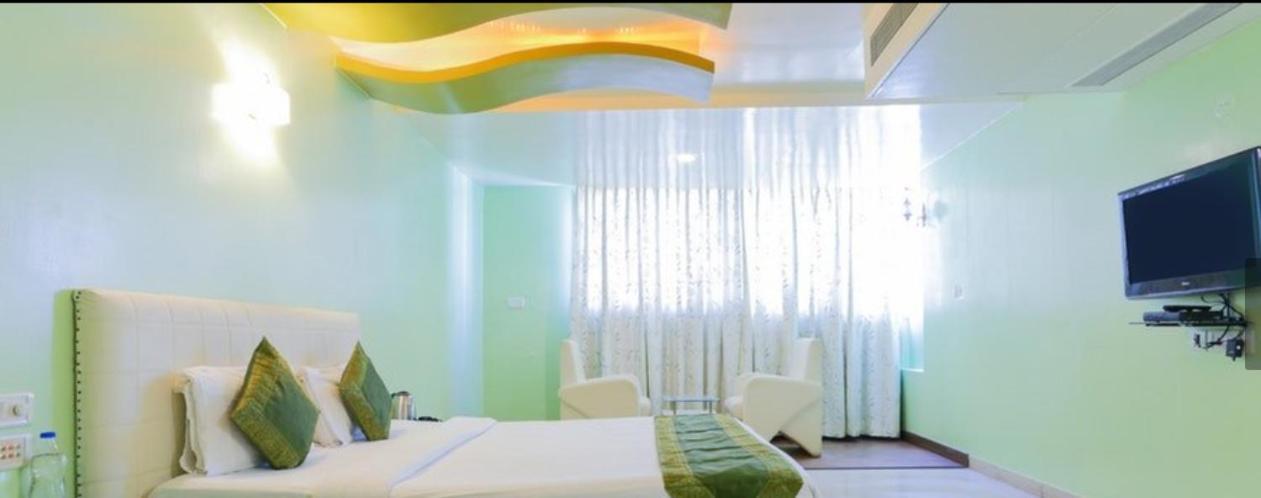 Cubbon Suites - 10 Minute Walk To Mg Road, Mg Road Metro And Church Street Bangalore Extérieur photo